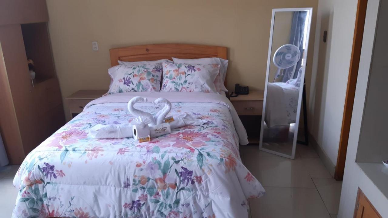Hotel Ejecutivo San Diego Trujillo Zewnętrze zdjęcie
