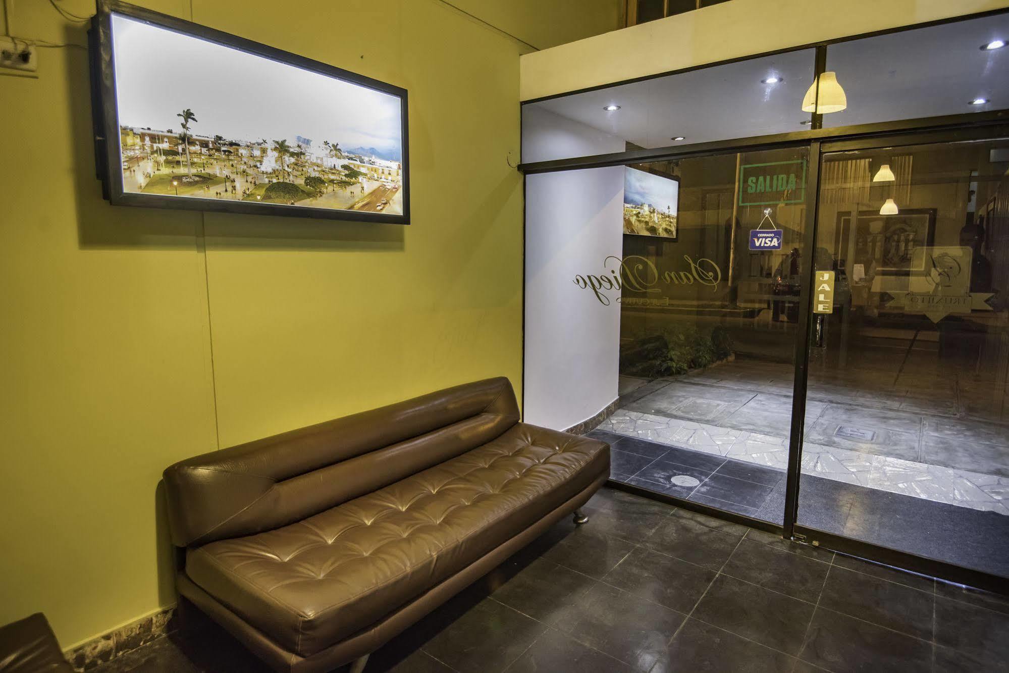 Hotel Ejecutivo San Diego Trujillo Zewnętrze zdjęcie