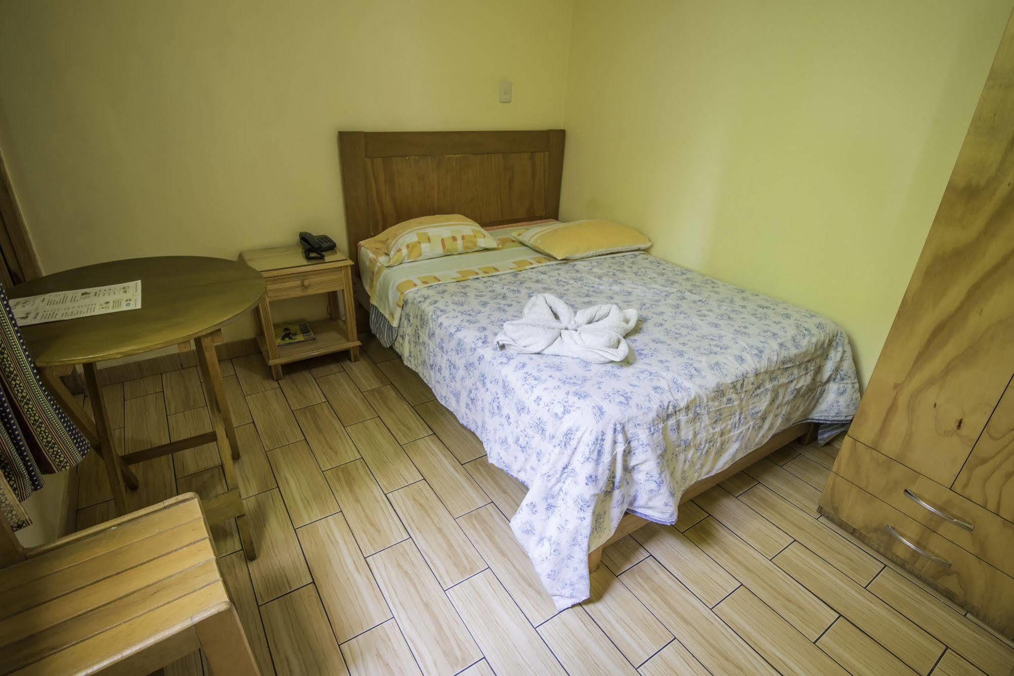 Hotel Ejecutivo San Diego Trujillo Zewnętrze zdjęcie