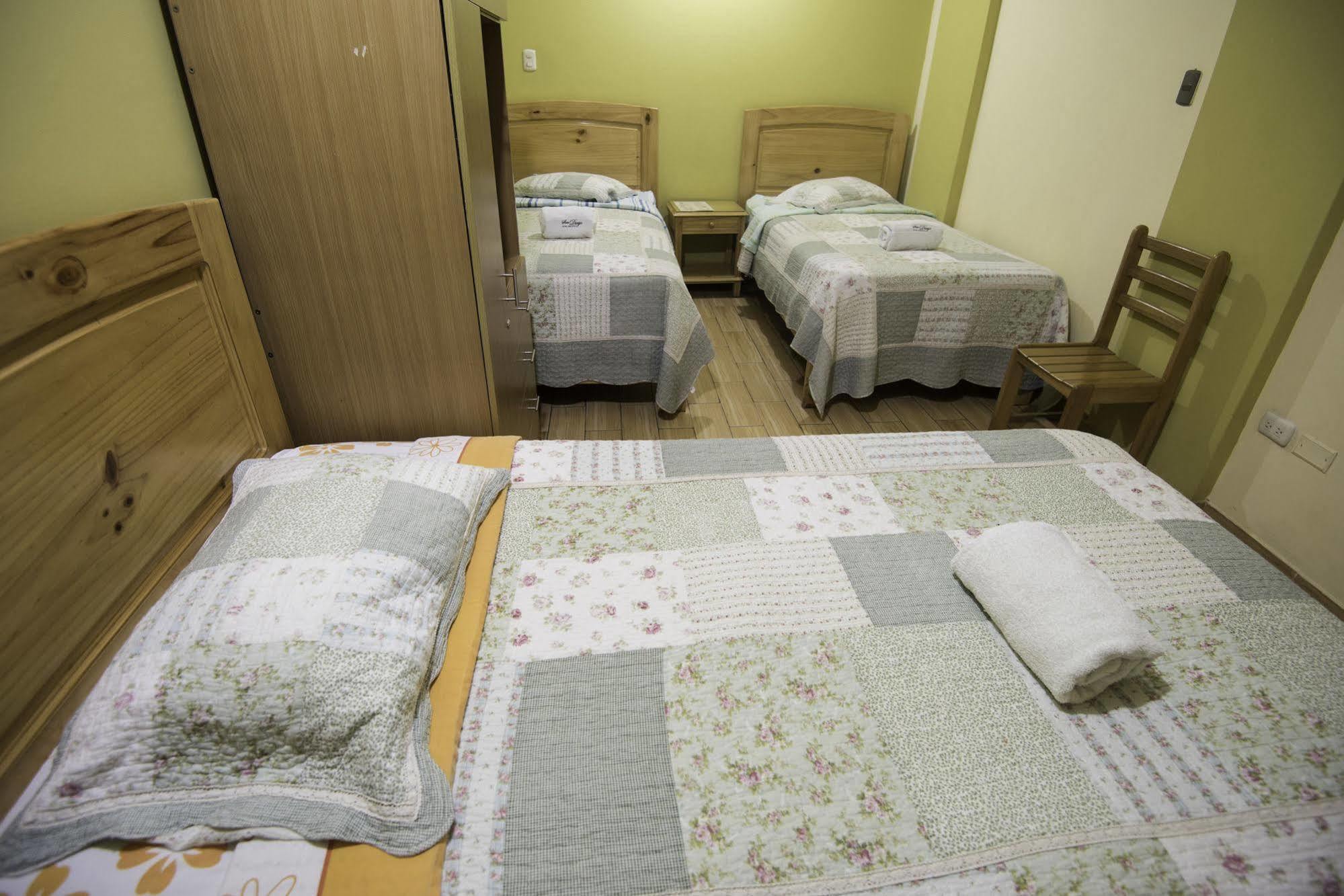 Hotel Ejecutivo San Diego Trujillo Zewnętrze zdjęcie